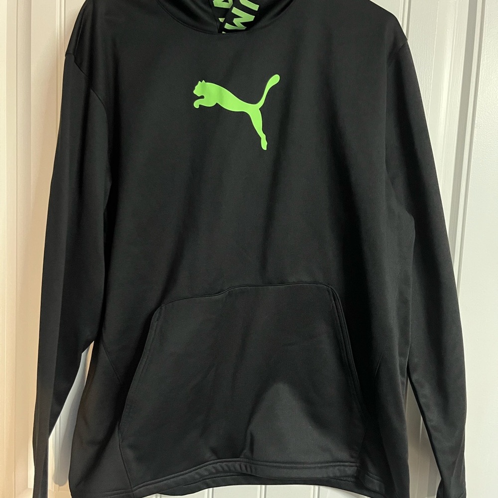 Puma Men's Black and Green Sweater men’s‎ large with soft fleece lining
